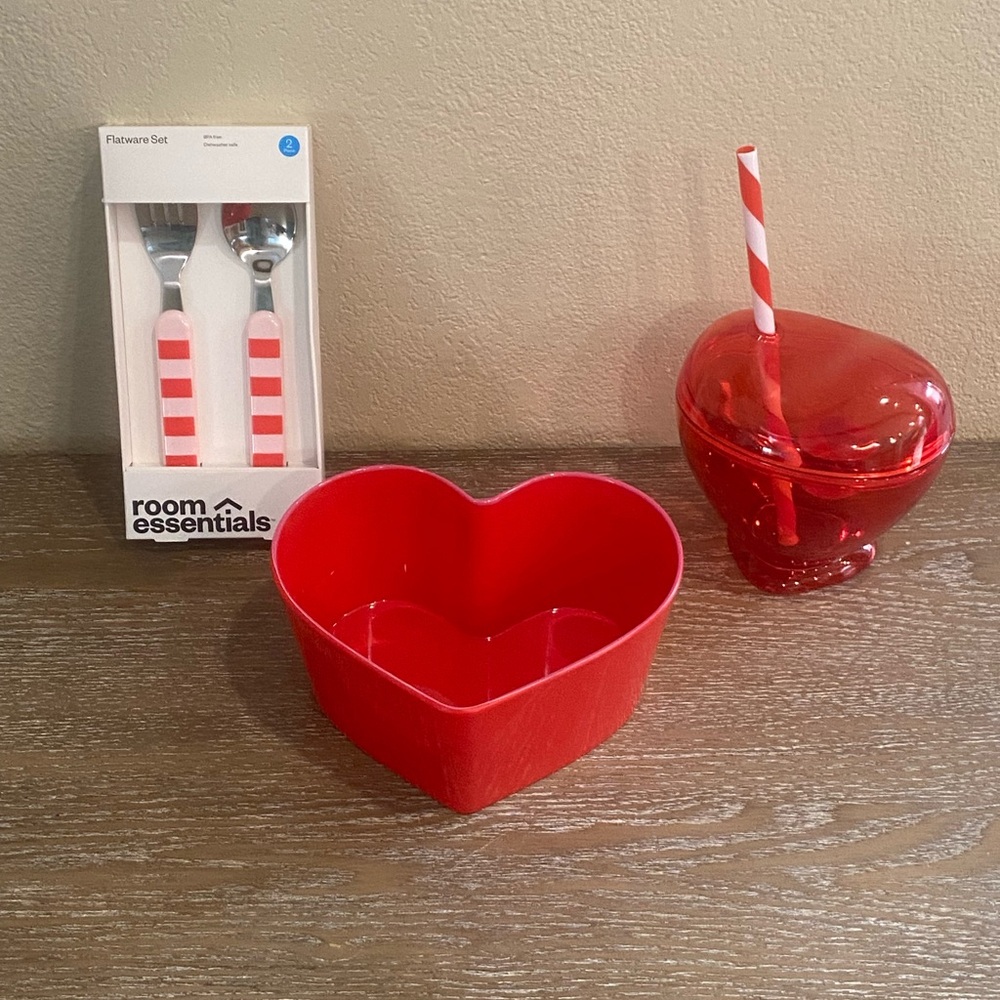 New Target Room Essential Pink & Red Striped Spoon & Fork 2 Set, Plate & Tumbler